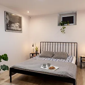 M35 Apartament